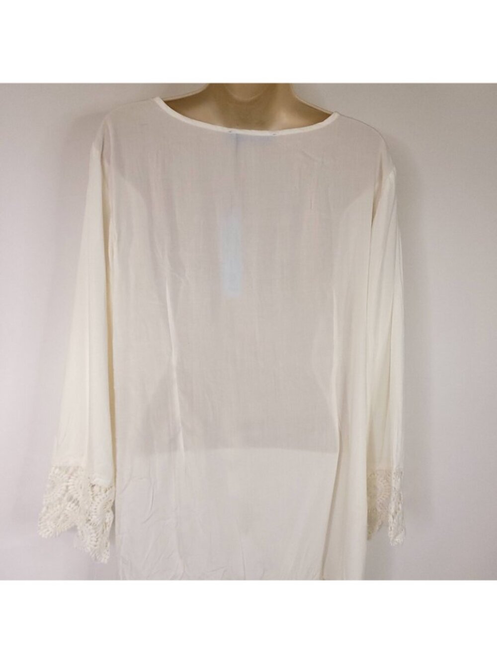 Solitaire Swim Beige Crochet Accent Swim Cover-Up Women’s Large - Picture 4 of 11